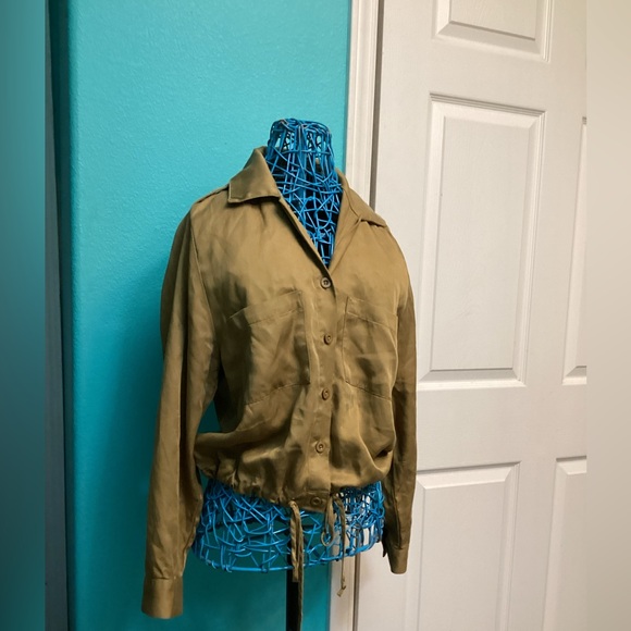 💥PRICE DROP💥 Military Drawstring Blouse - Picture 2 of 6